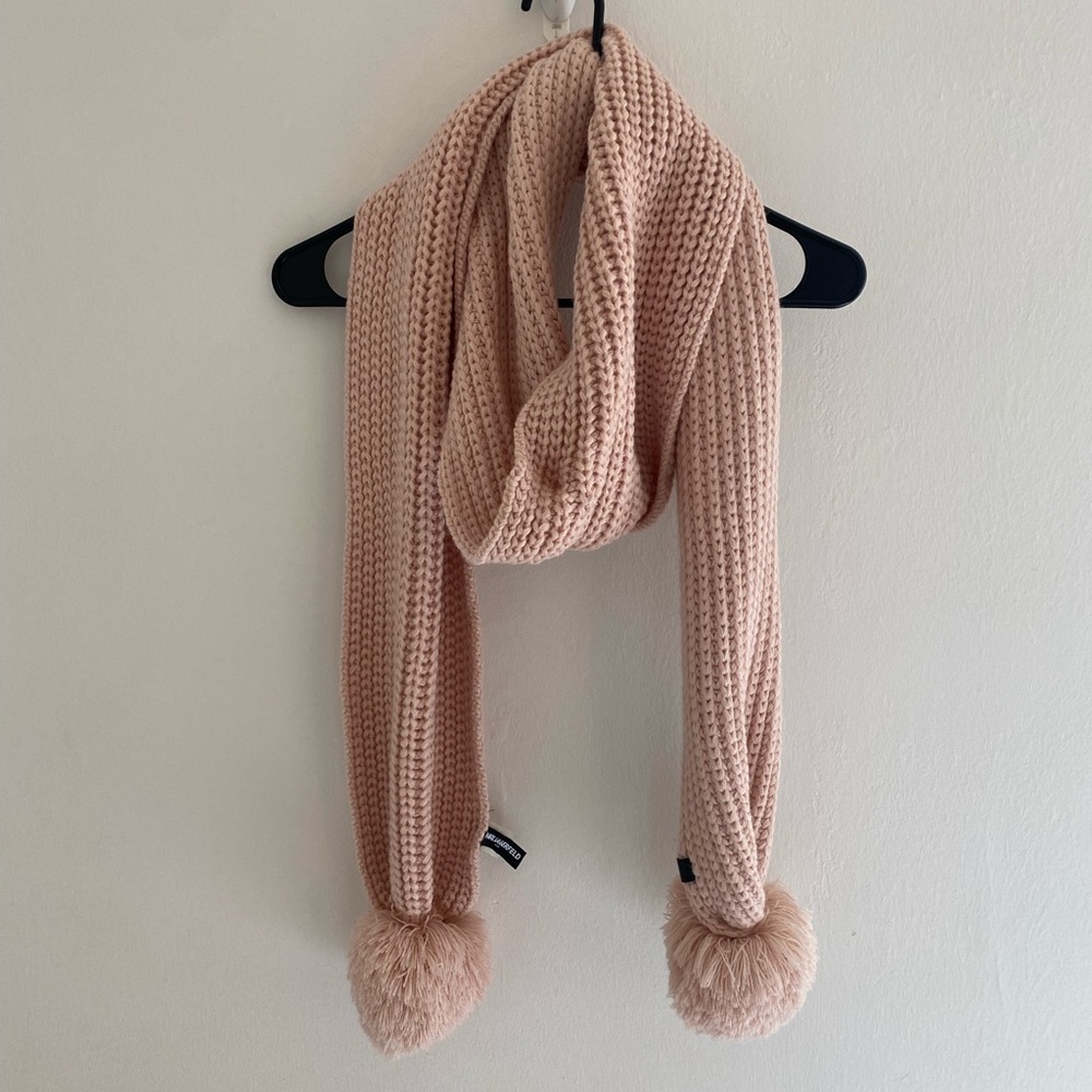 KARL LAGERFELD baby pink Pom Pom scarf